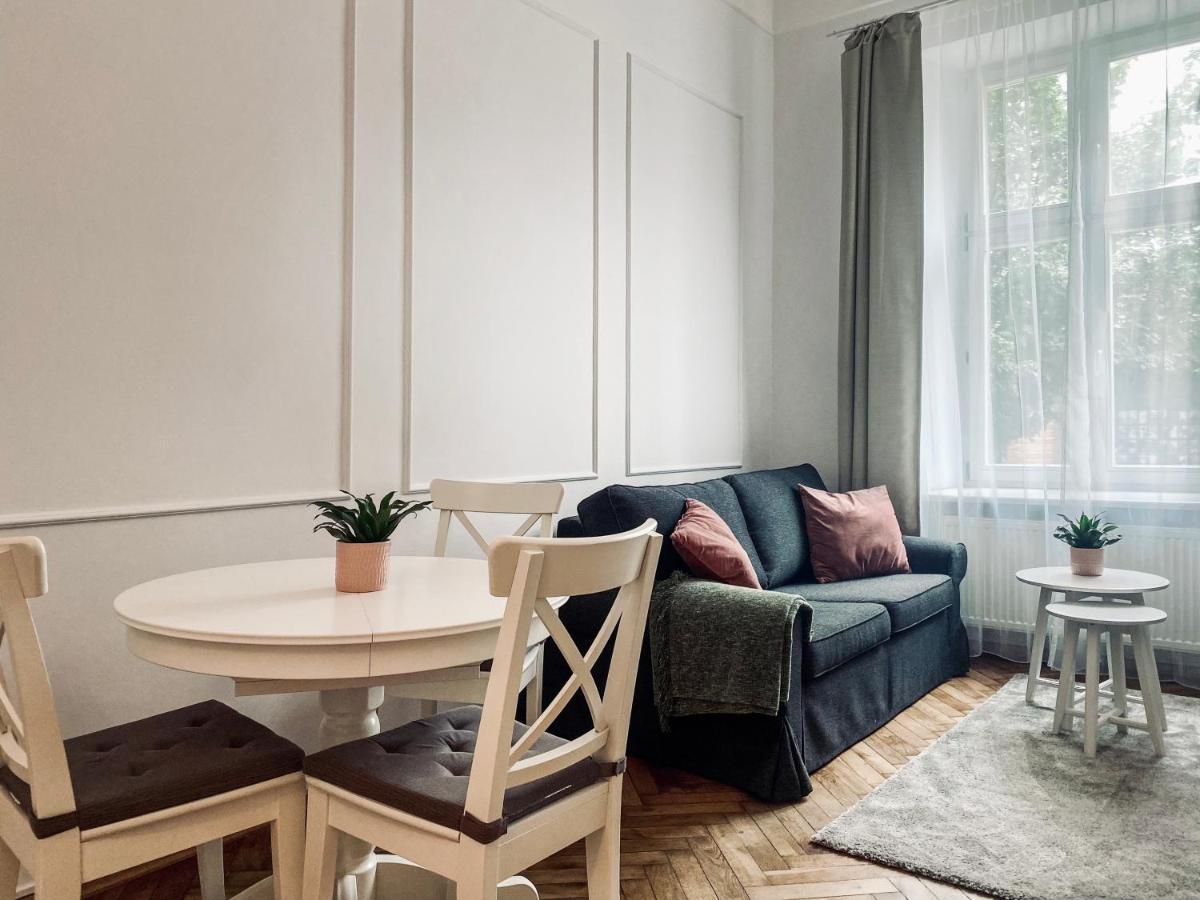 Beautiful Apartment With Two Rooms, Cracow Old Town Krasków Εξωτερικό φωτογραφία
